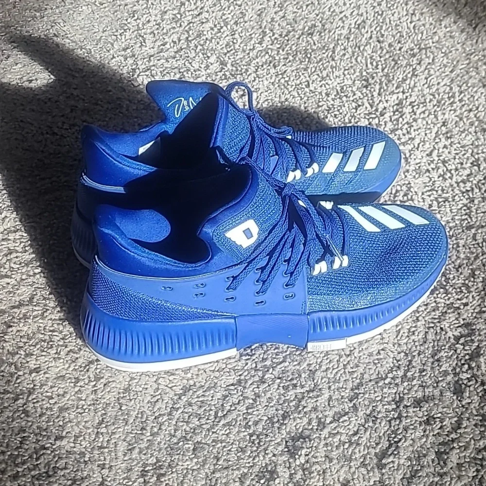 EUC Adidas Dame 3 Basketball Sneakers Men 9.5 Collegiate Royal Blue